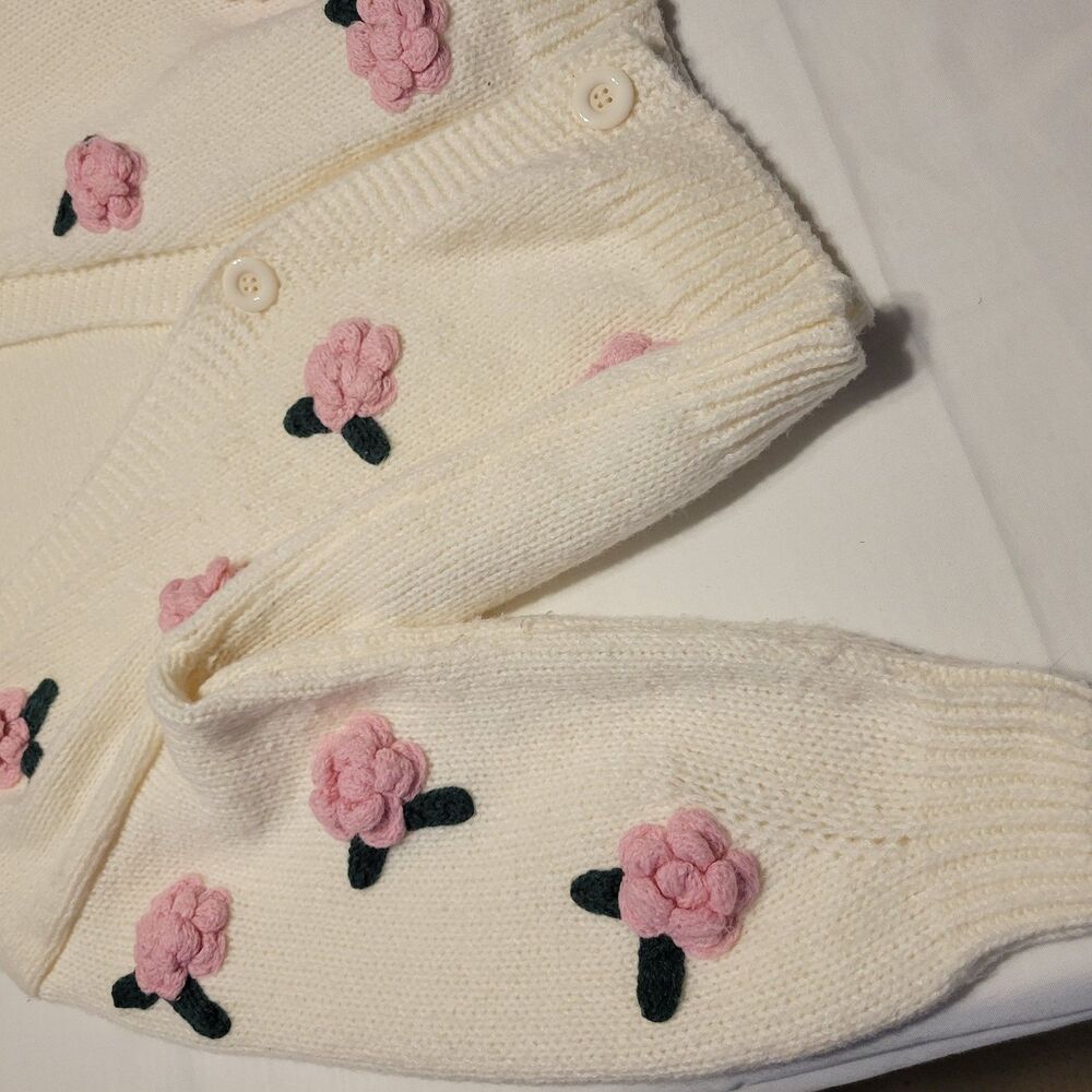 Luna Ivy Ivory Cardigan With Pale Pink 3D Crochet Puff Flowers. Size M. Cozy. - Picture 4 of 12